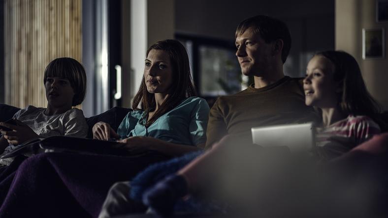 《少年的你》的观赏机制